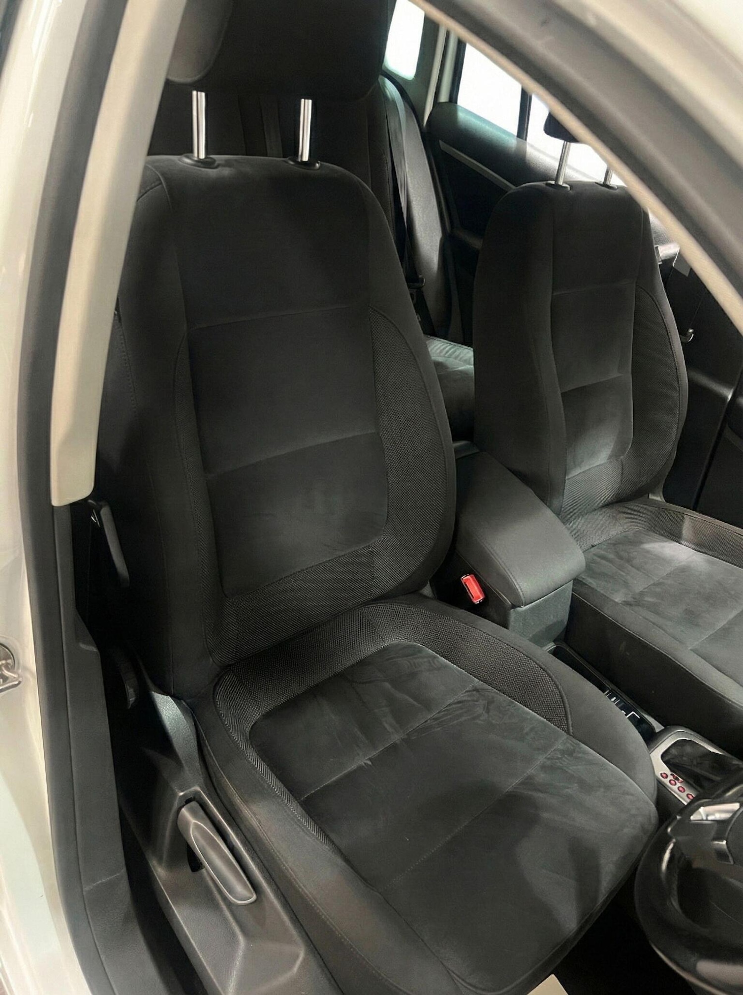 Used Volkswagen Tiguan 2015 for sale - 77635323: Photo 9