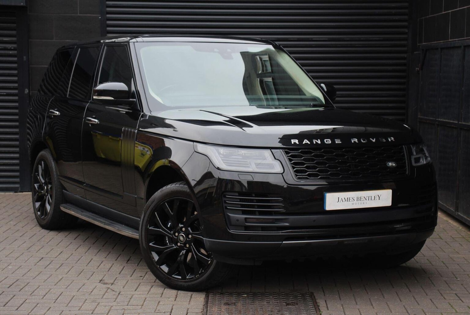 Used Land Rover Range Rover 2019 for sale - 76316385: Photo 1