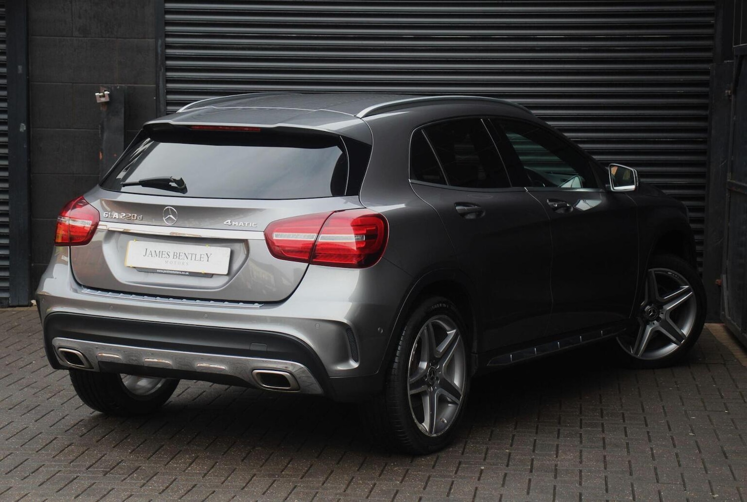 Used Mercedes-Benz GLA 2018 for sale - 76725608: Photo 11