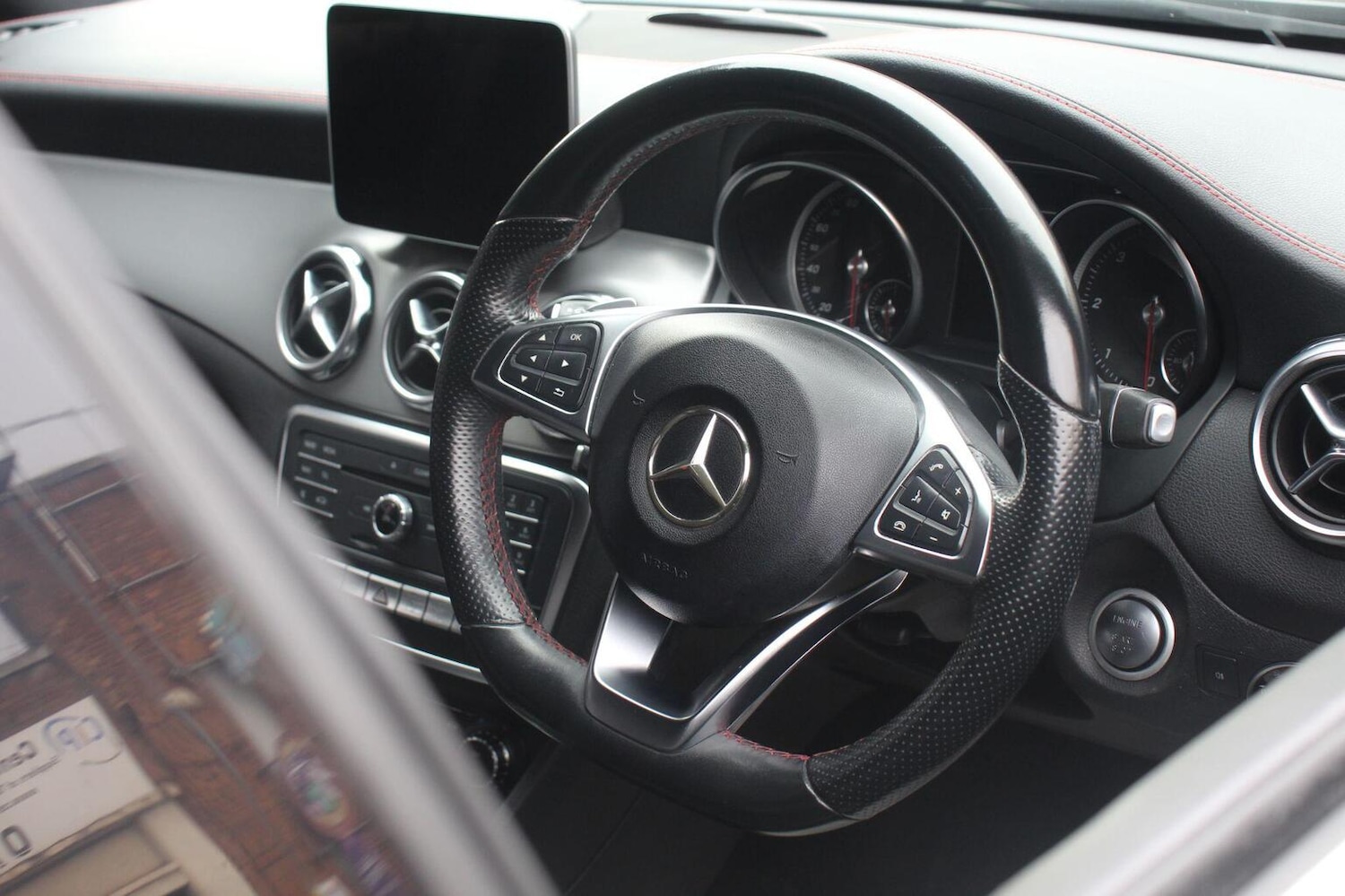 Used Mercedes-Benz GLA 2018 for sale - 76725608: Photo 18