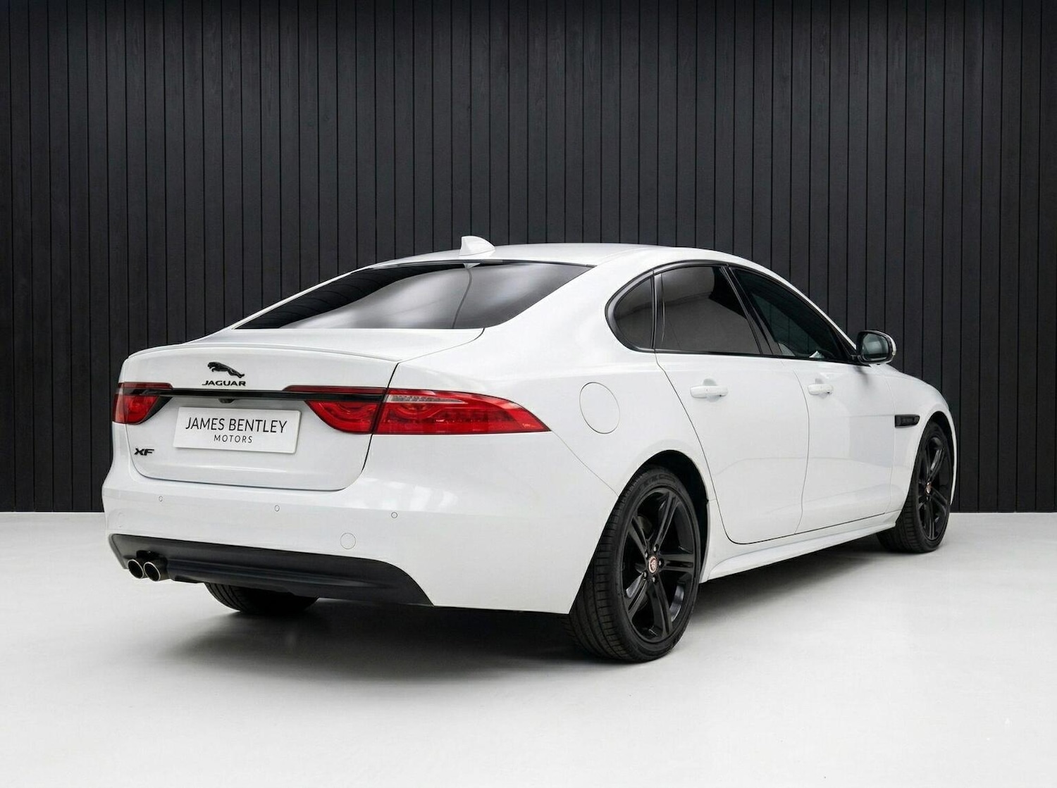 Used Jaguar XF 2017 for sale - 78134948: Photo 8