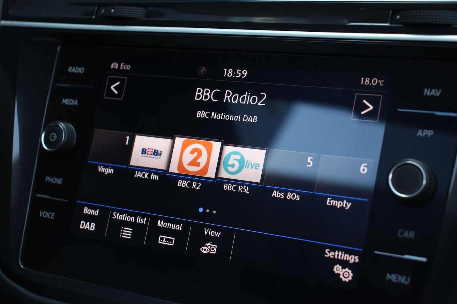 Used Volkswagen Tiguan 2017 for sale - 76884949: Photo 18