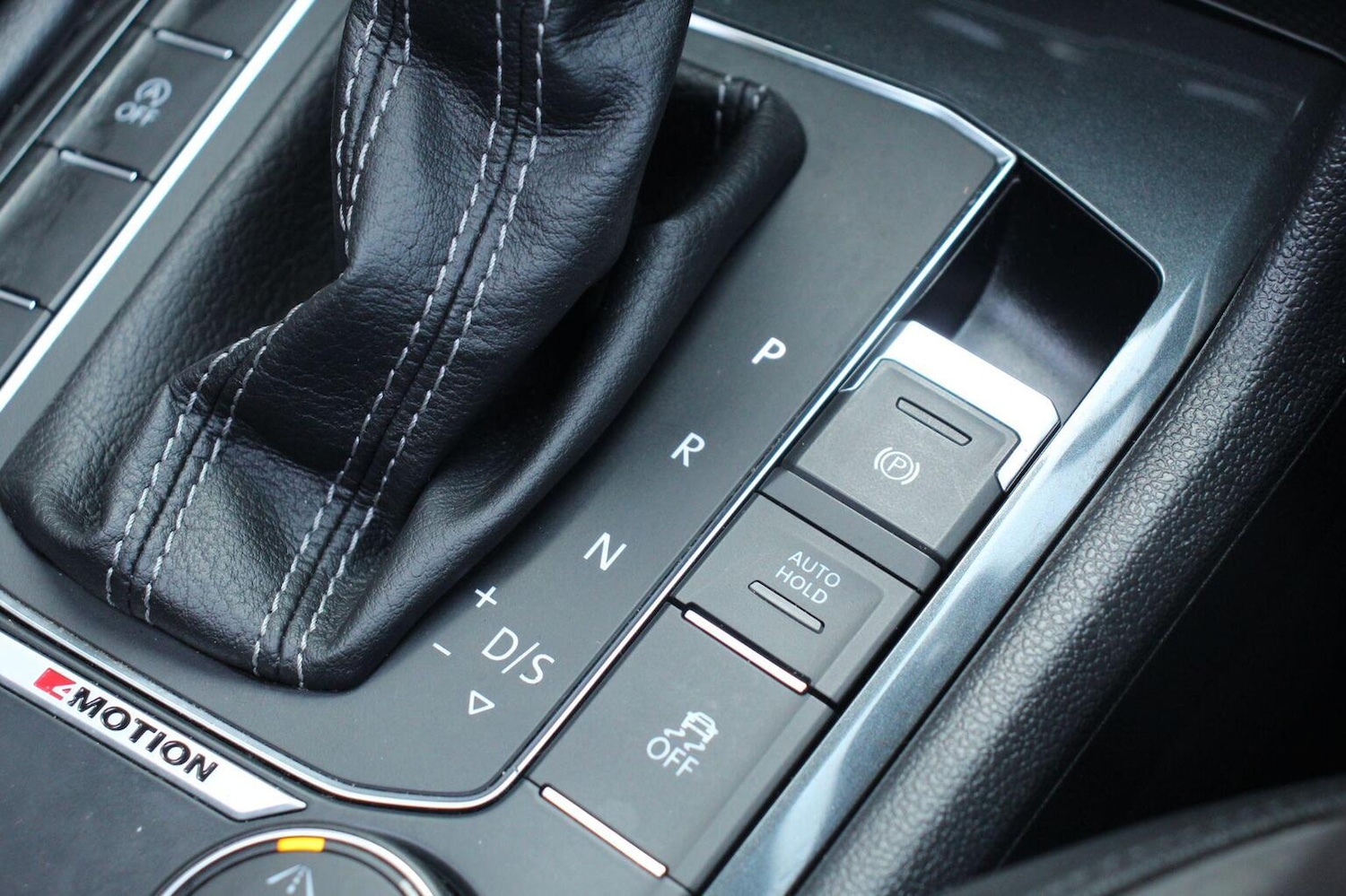 Used Volkswagen Tiguan 2017 for sale - 76884949: Photo 24