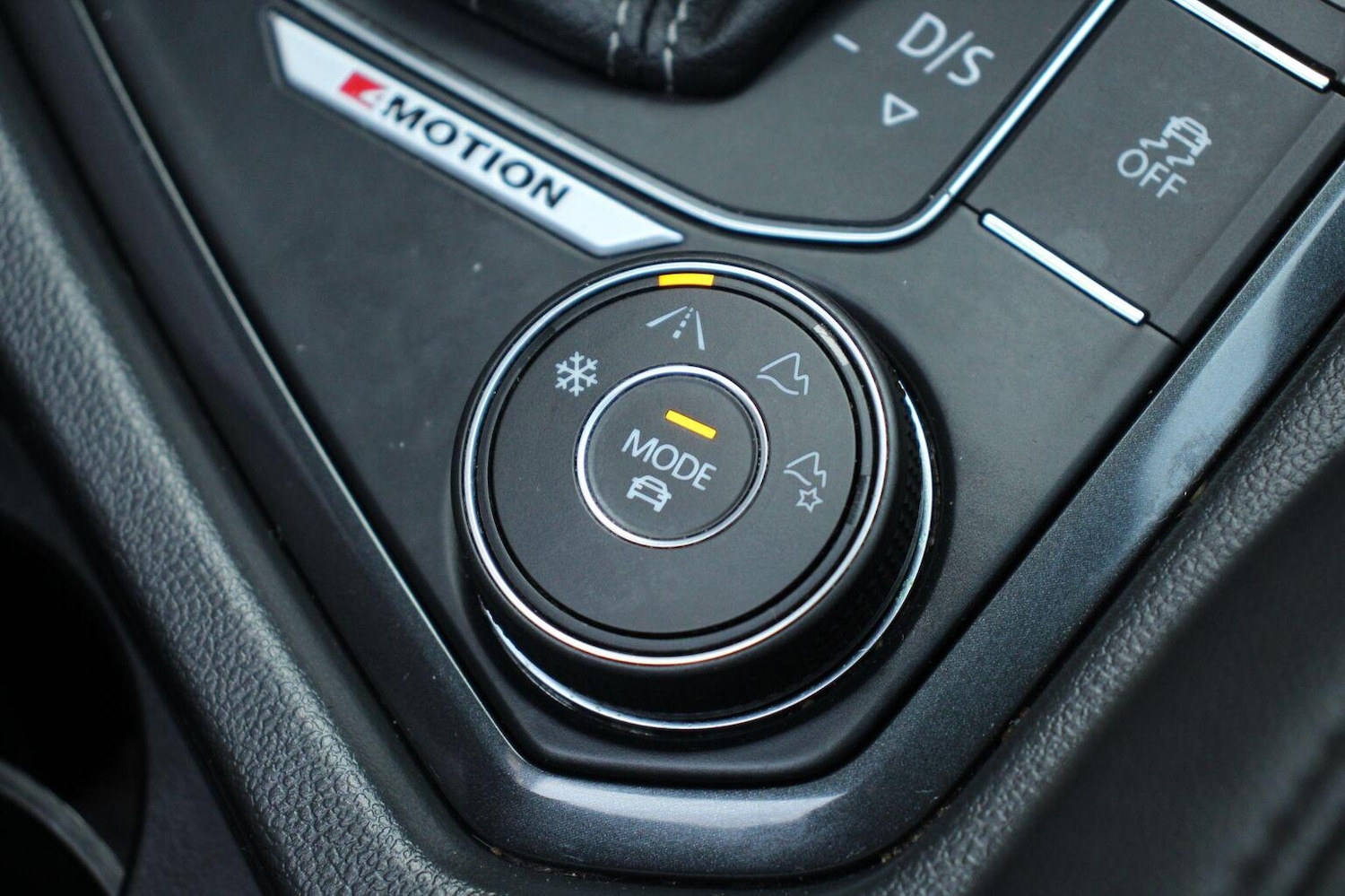 Used Volkswagen Tiguan 2017 for sale - 76884949: Photo 25