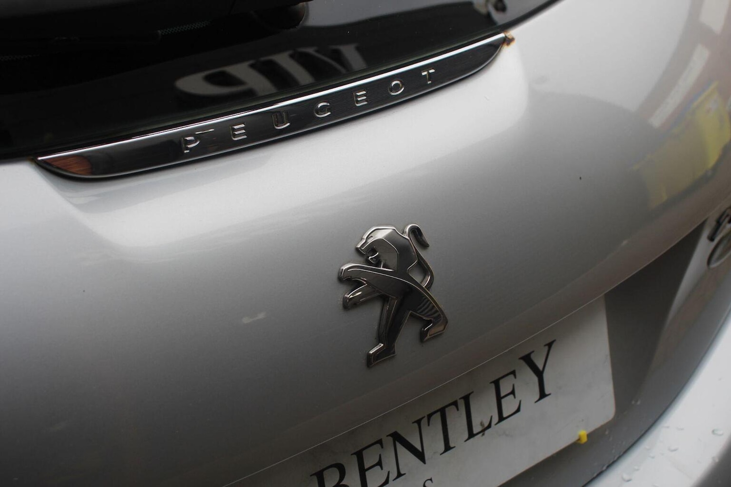 Used Peugeot 208 2013 for sale - 76631557: Photo 11