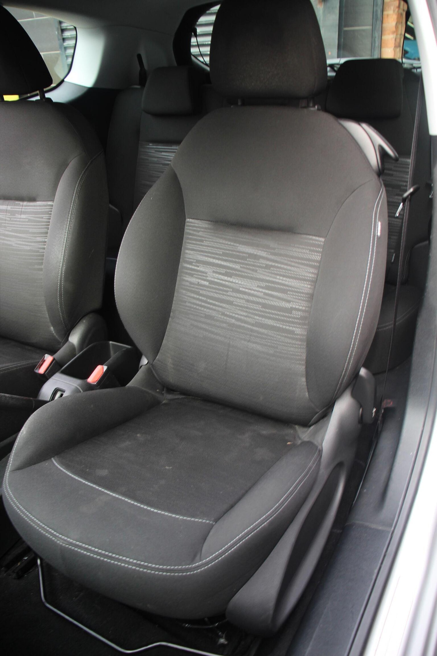 Used Peugeot 208 2013 for sale - 76631557: Photo 28