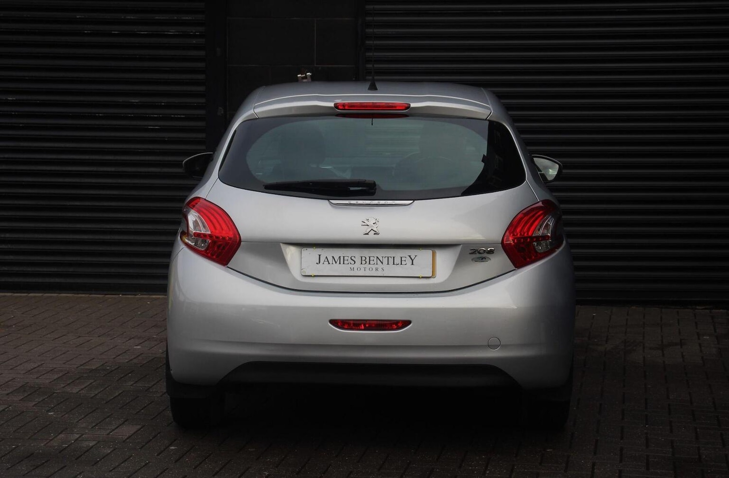 Used Peugeot 208 2013 for sale - 76631557: Photo 7