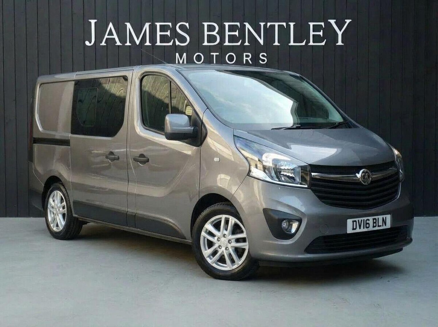 Used Vauxhall Vivaro 2016 for sale - 77342685: Photo 1