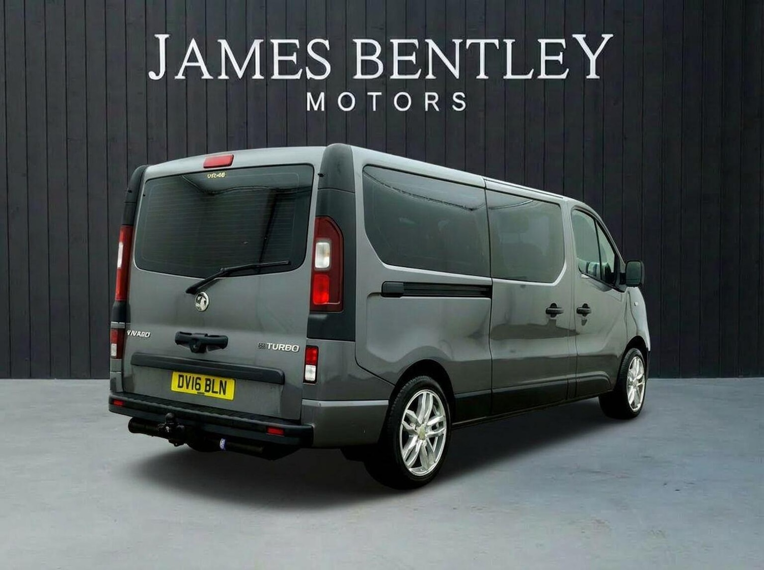 Used Vauxhall Vivaro 2016 for sale - 77342685: Photo 5