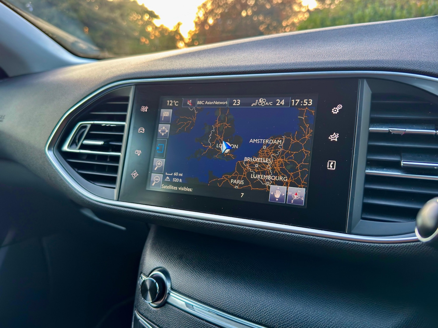 Used Peugeot 308 2016 for sale - 76246295: Photo 13