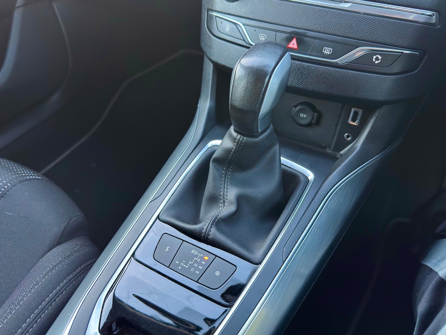 Used Peugeot 308 2016 for sale - 76246295: Photo 14