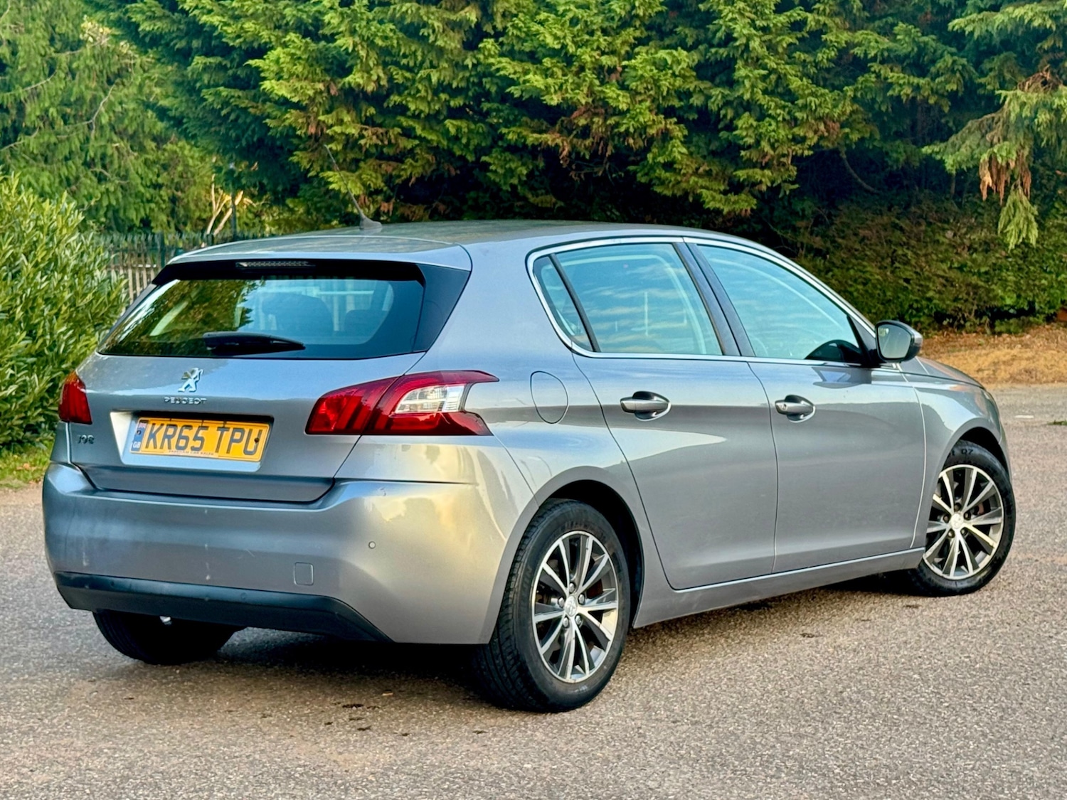 Used Peugeot 308 2016 for sale - 76246295: Photo 2