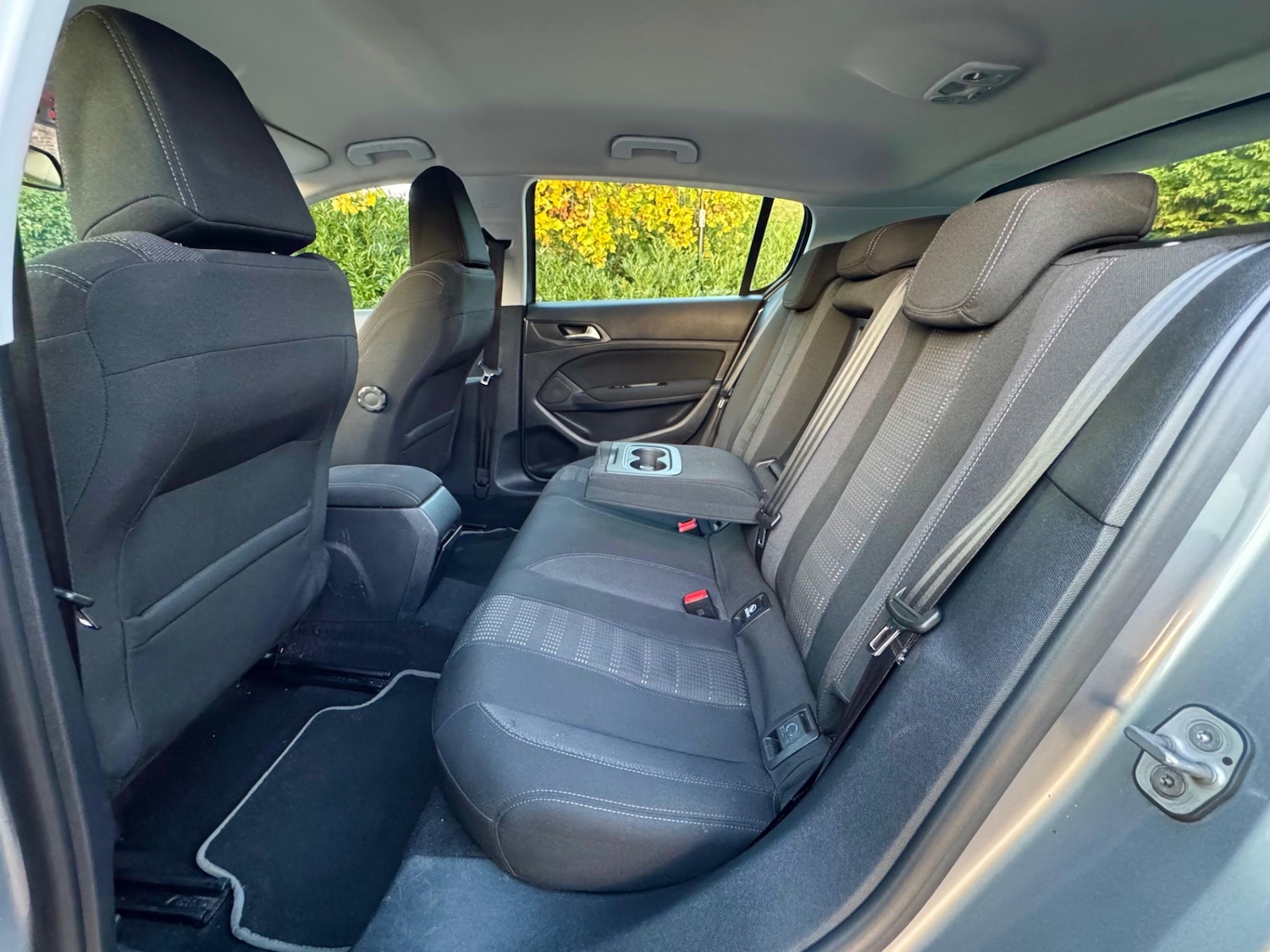 Used Peugeot 308 2016 for sale - 76246295: Photo 8