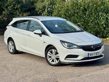 2017 (17) - 1.6 CDTi 16V Tech Line 5dr