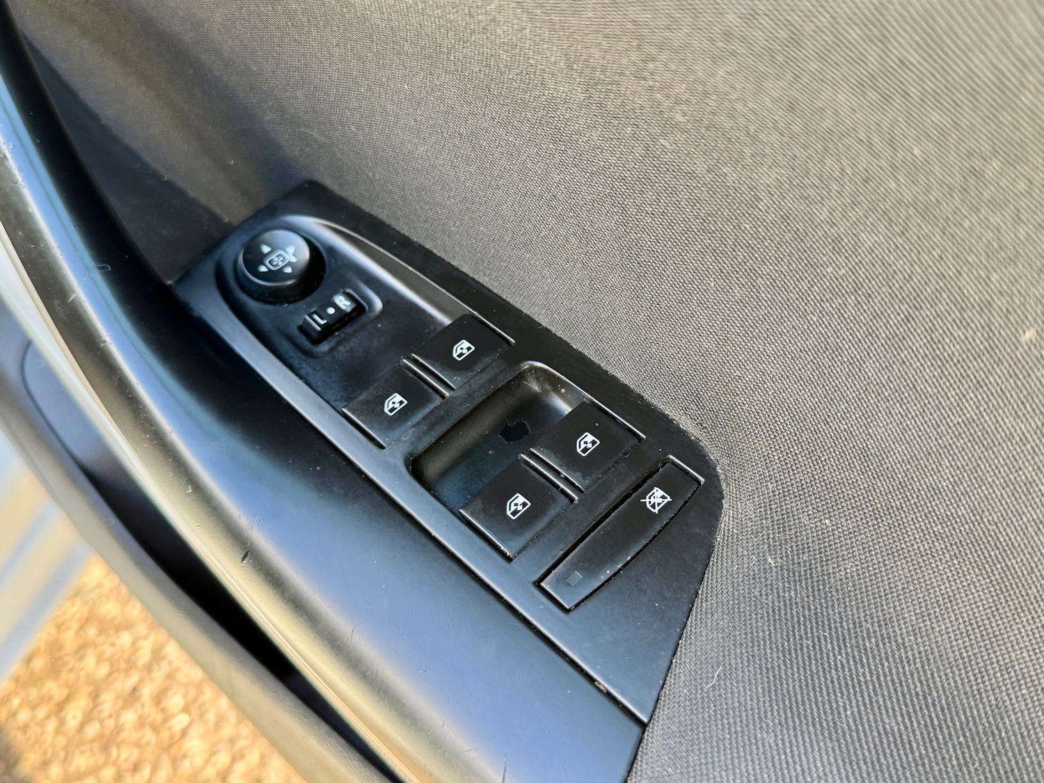 Used Vauxhall Astra 2017 for sale - 77736256: Photo 23