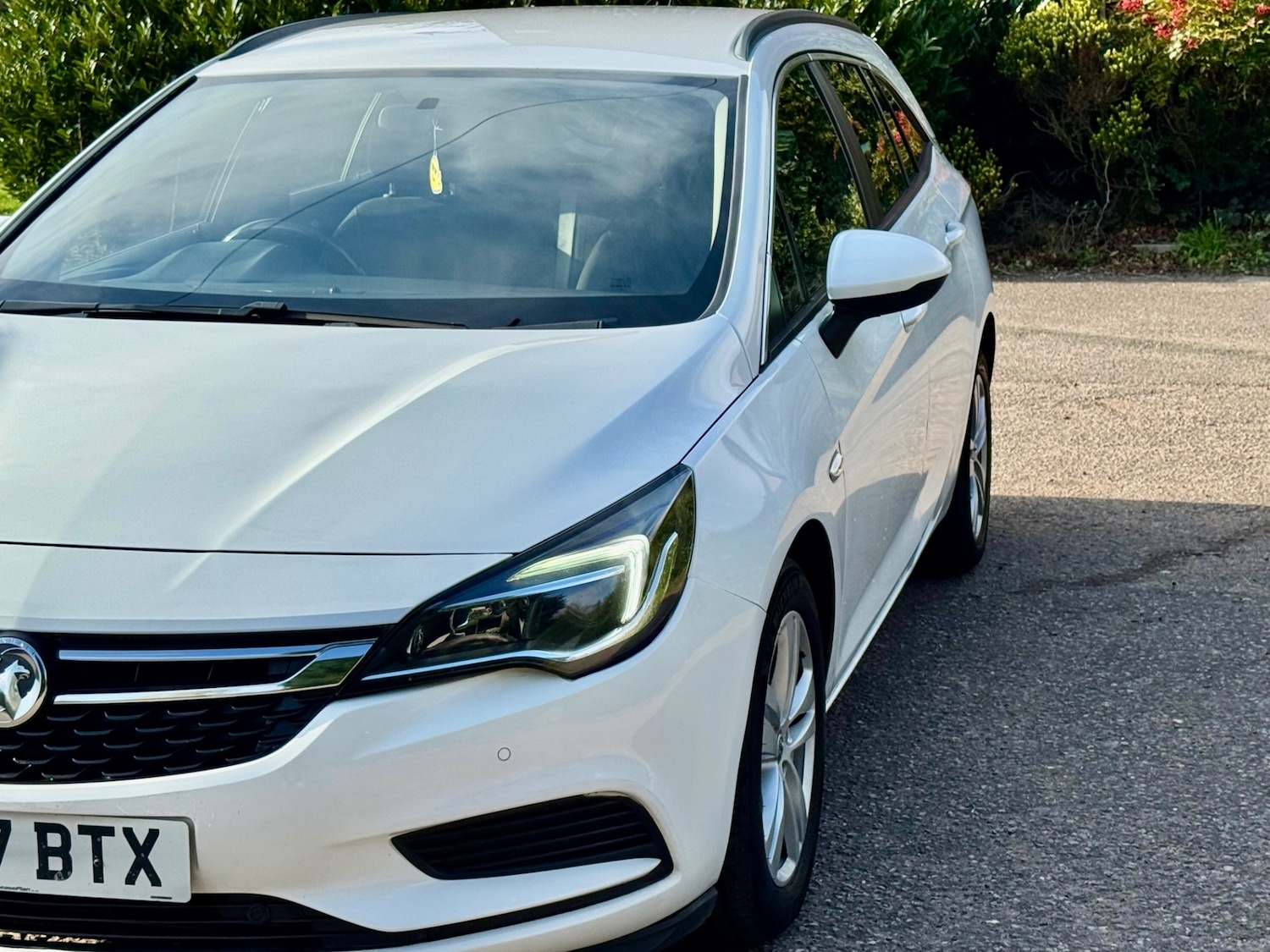 Used Vauxhall Astra 2017 for sale - 77736256: Photo 33