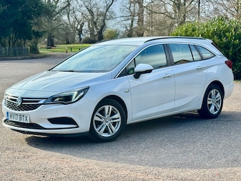 Used Vauxhall Astra 2017 for sale - 77736256: Photo