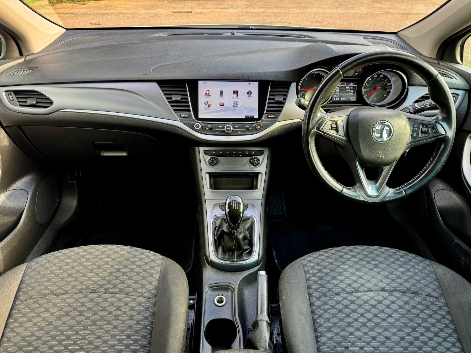 Used Vauxhall Astra 2017 for sale - 77736256: Photo 8