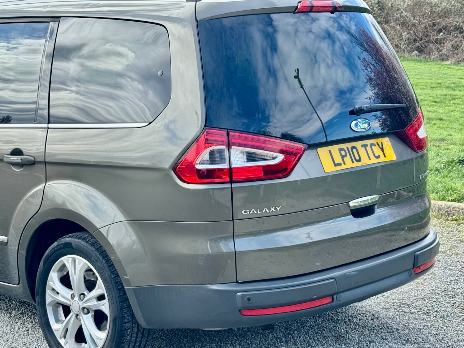 Used Ford Galaxy 2010 for sale - 77822736: Photo 34