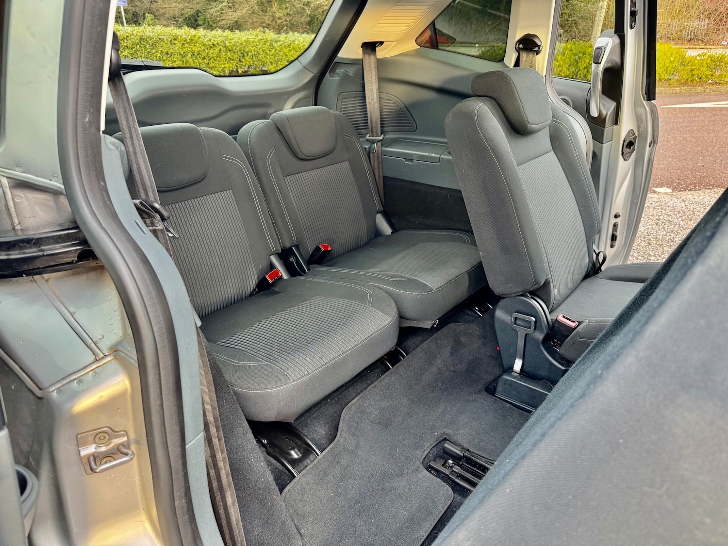 Used Ford Grand C-Max 2013 for sale - 77162128: Photo 12