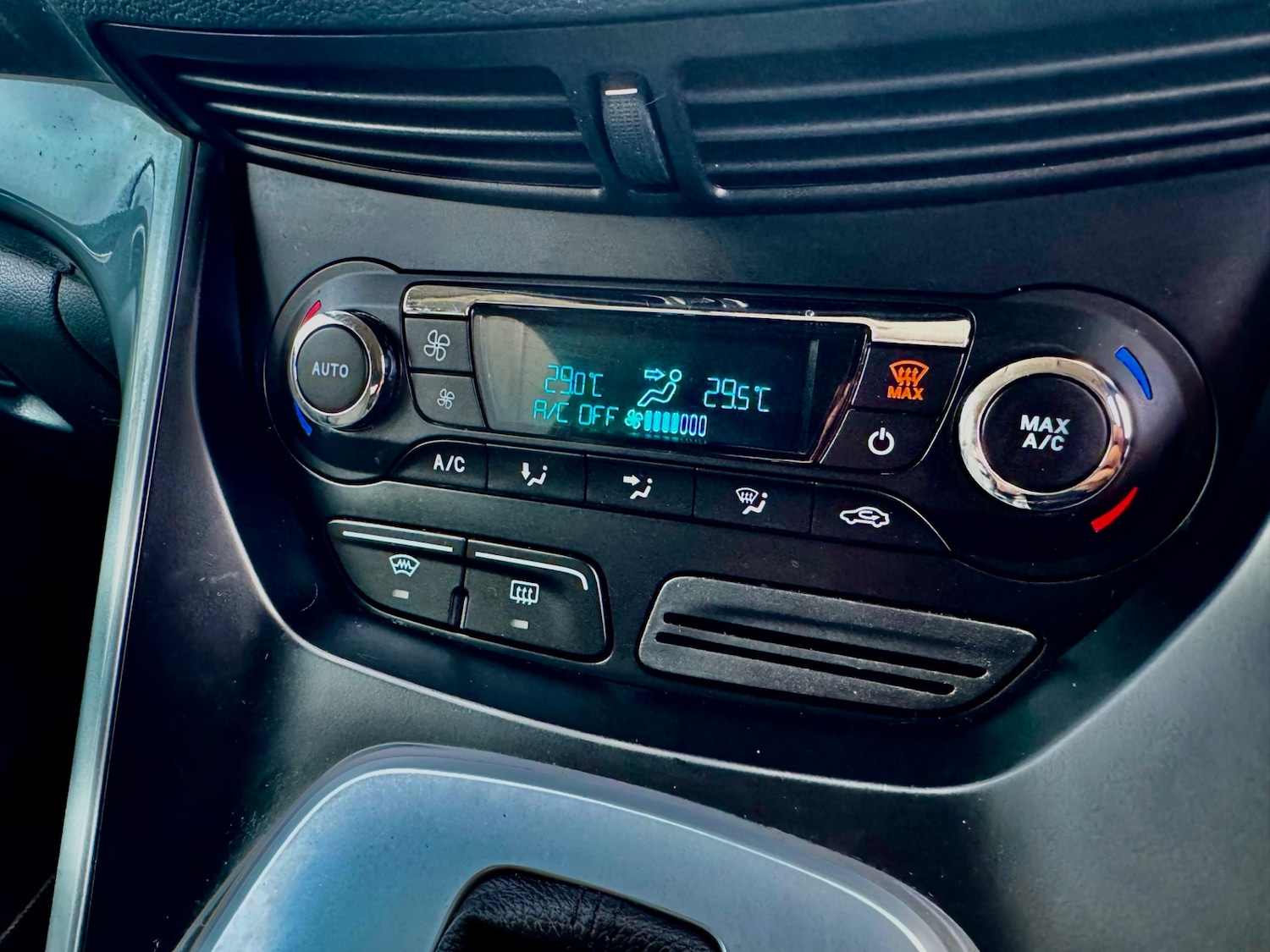 Used Ford Grand C-Max 2013 for sale - 77162128: Photo 20