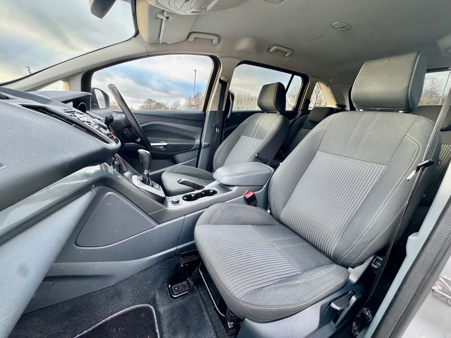 Used Ford Grand C-Max 2013 for sale - 77162128: Photo 27