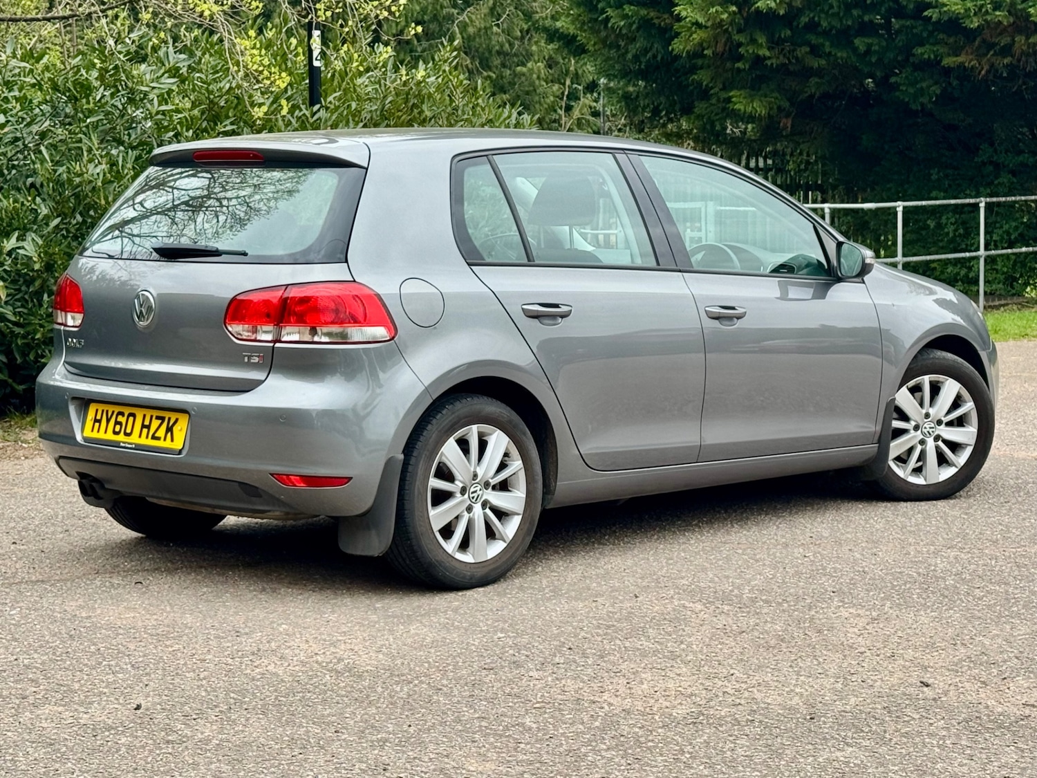 Used Volkswagen Golf for sale - 78112750: Photo 2