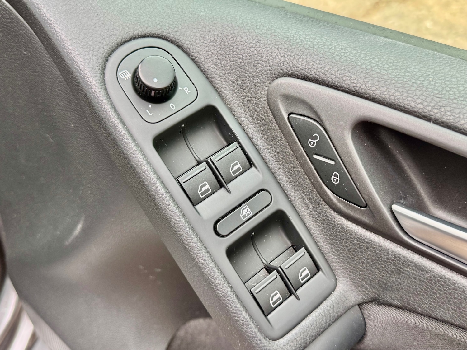 Used Volkswagen Golf for sale - 78112750: Photo 20