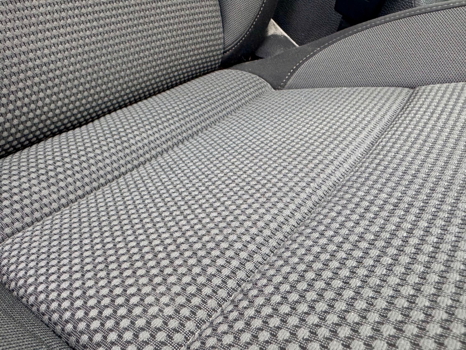 Used Volkswagen Golf for sale - 78112750: Photo 29