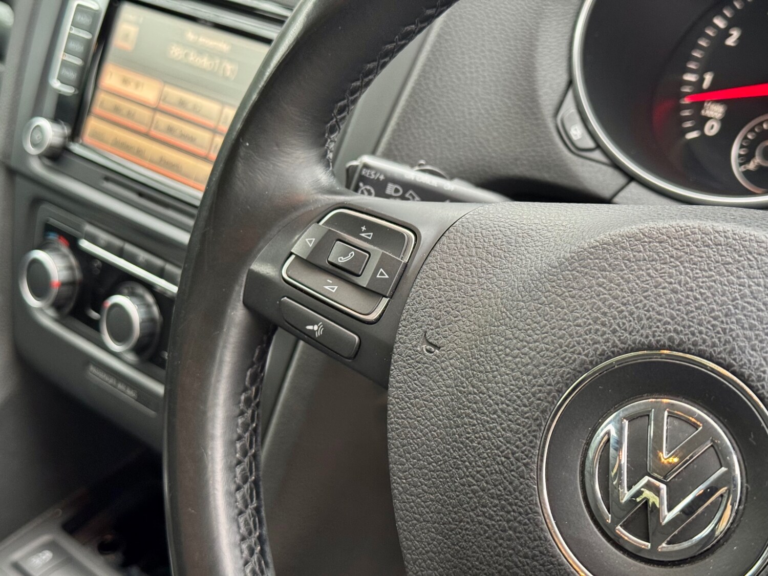 Used Volkswagen Golf for sale - 78112750: Photo 8