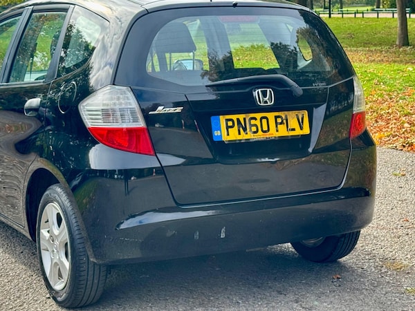 Used Honda Jazz 2010 for sale - 76212215: Photo 11