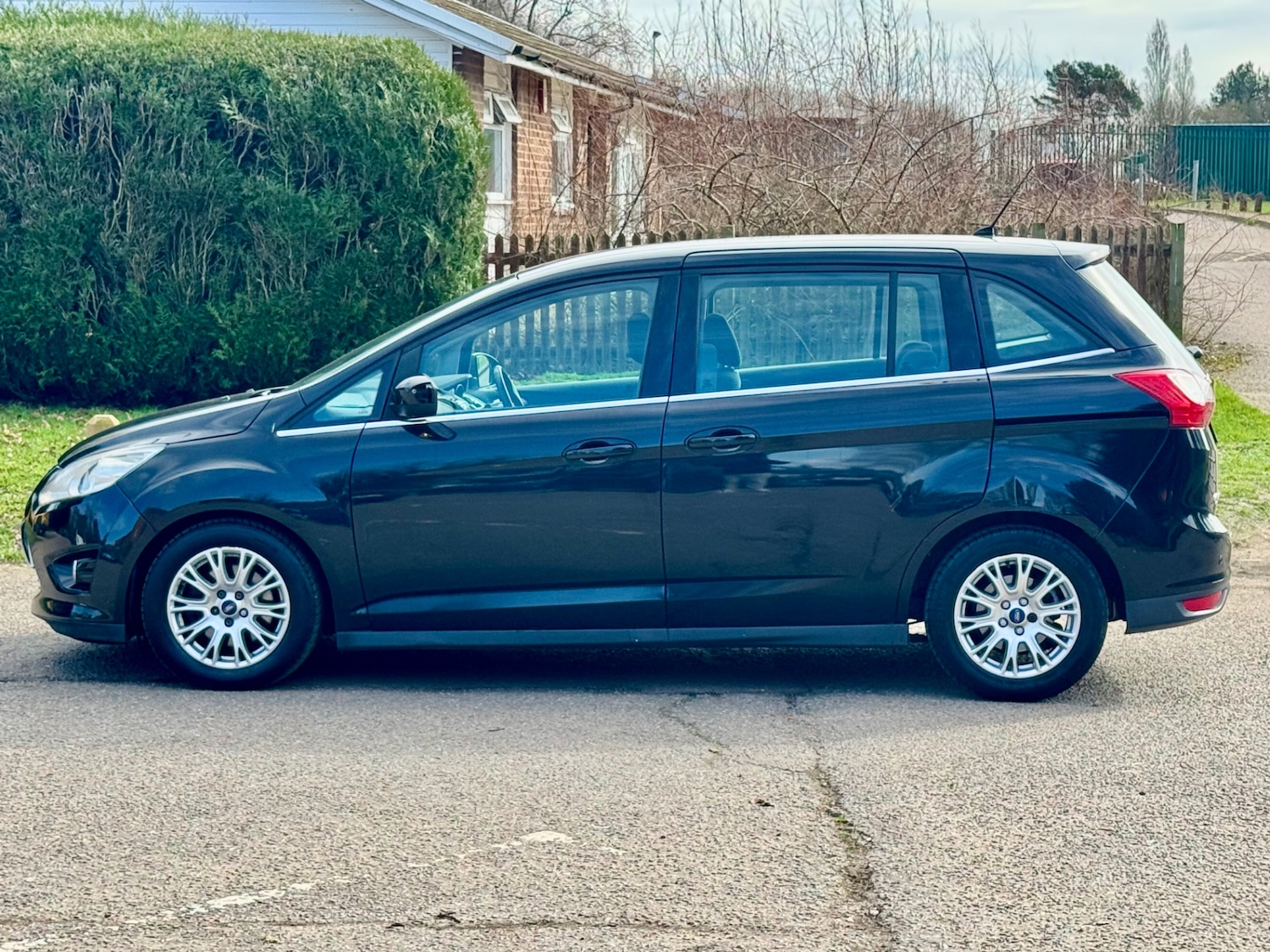 Used Ford Grand C-Max 2011 for sale - 77831833: Photo 28