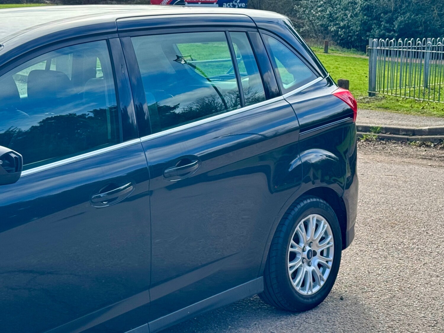 Used Ford Grand C-Max 2011 for sale - 77831833: Photo 34