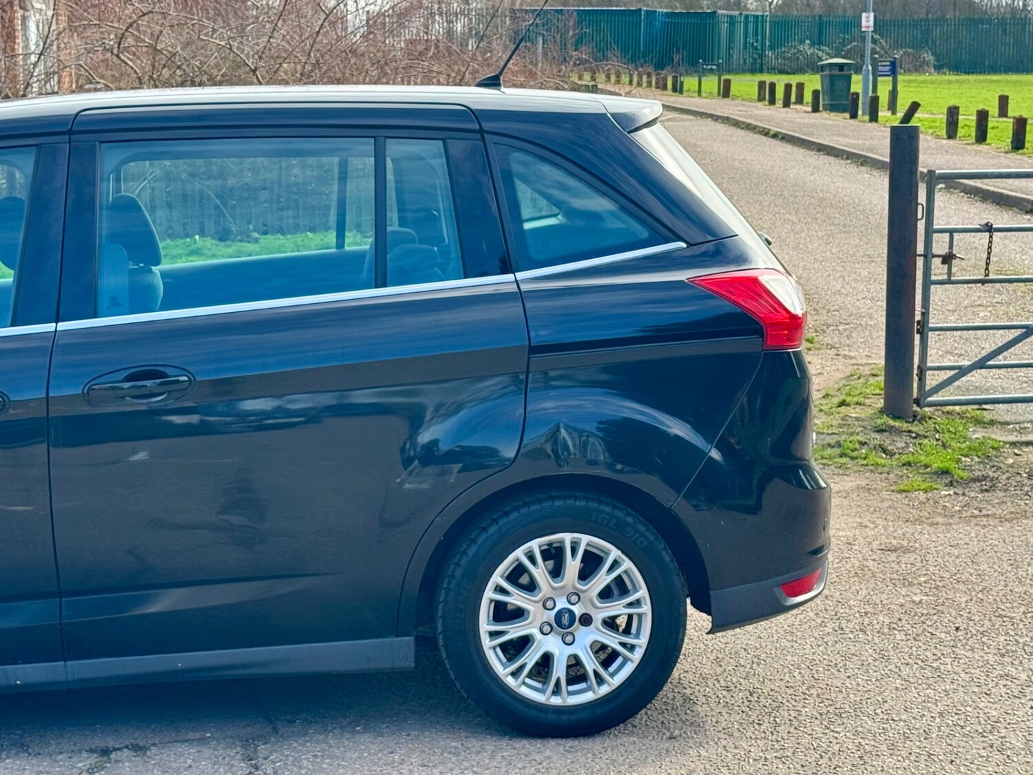 Used Ford Grand C-Max 2011 for sale - 77831833: Photo 36