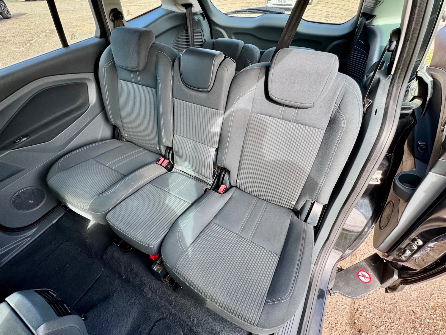 Used Ford Grand C-Max 2011 for sale - 77831833: Photo 7