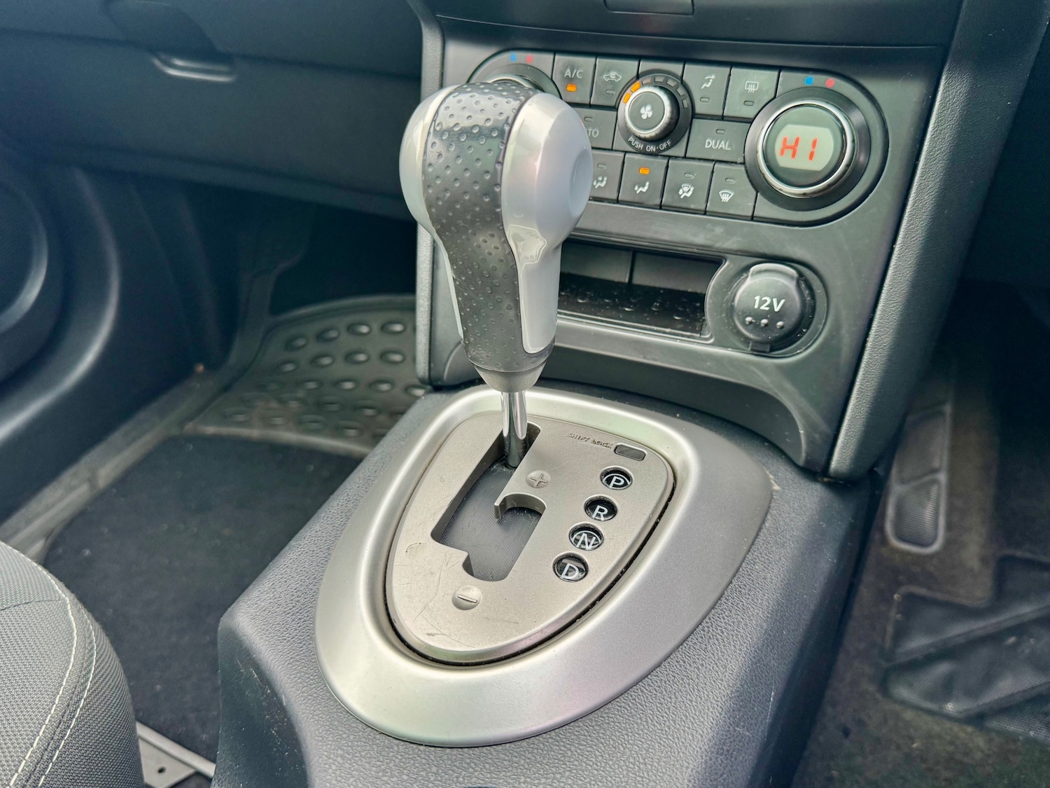 Used Nissan Qashqai+2 2012 for sale - 77255617: Photo 20