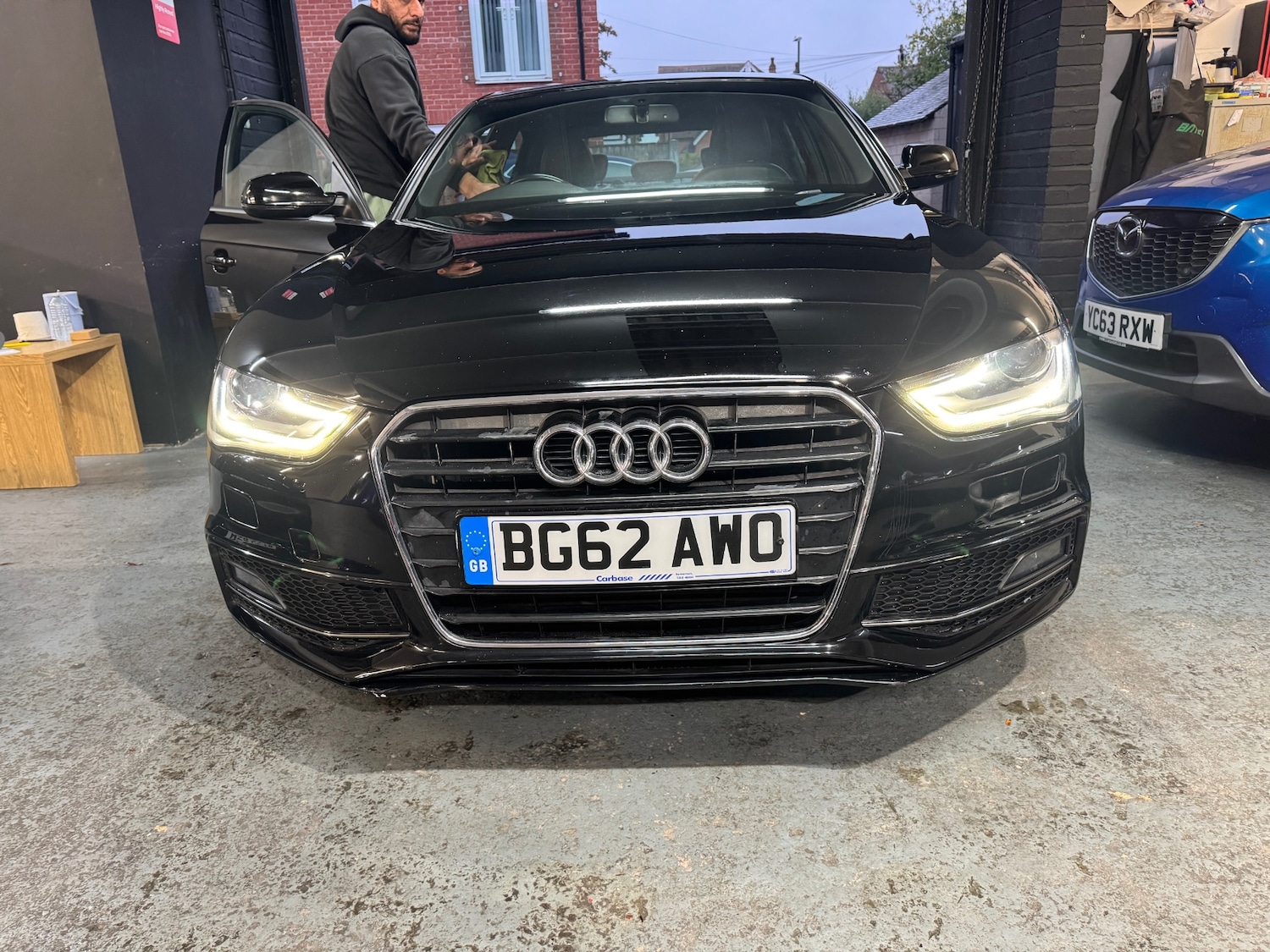 Used Audi A4 2012 for sale - 76427147: Photo 1