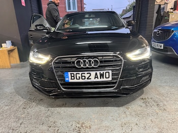 Used Audi A4 2012 for sale - 76427147: Photo