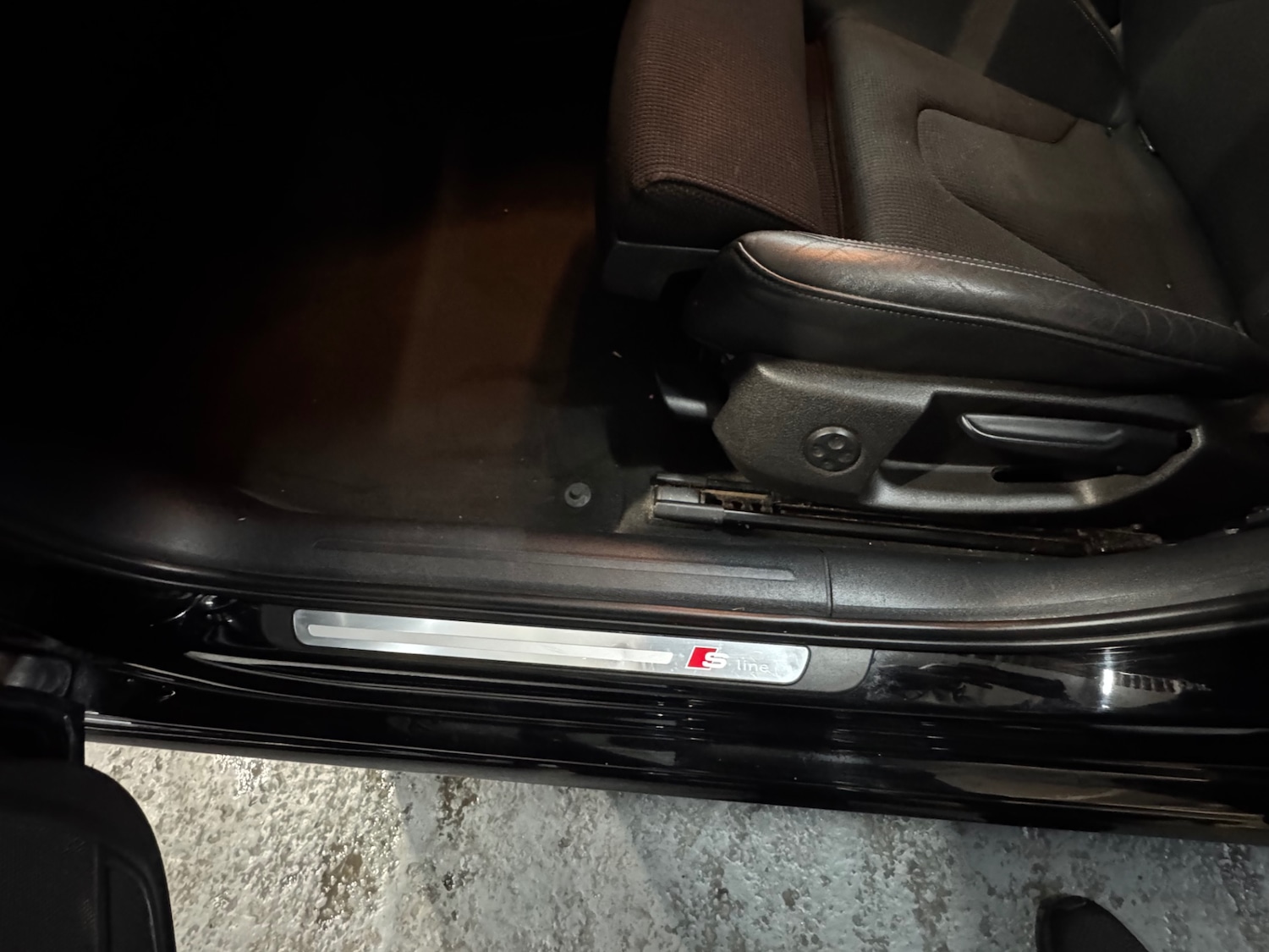 Used Audi A4 2012 for sale - 76427147: Photo 27