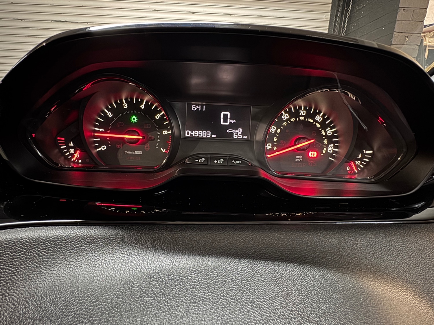 Used Peugeot 208 2014 for sale - 76427863: Photo 17