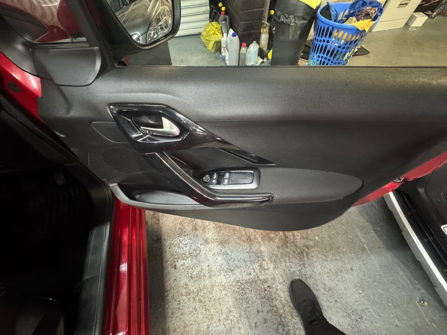 Used Peugeot 208 2014 for sale - 76427863: Photo 25