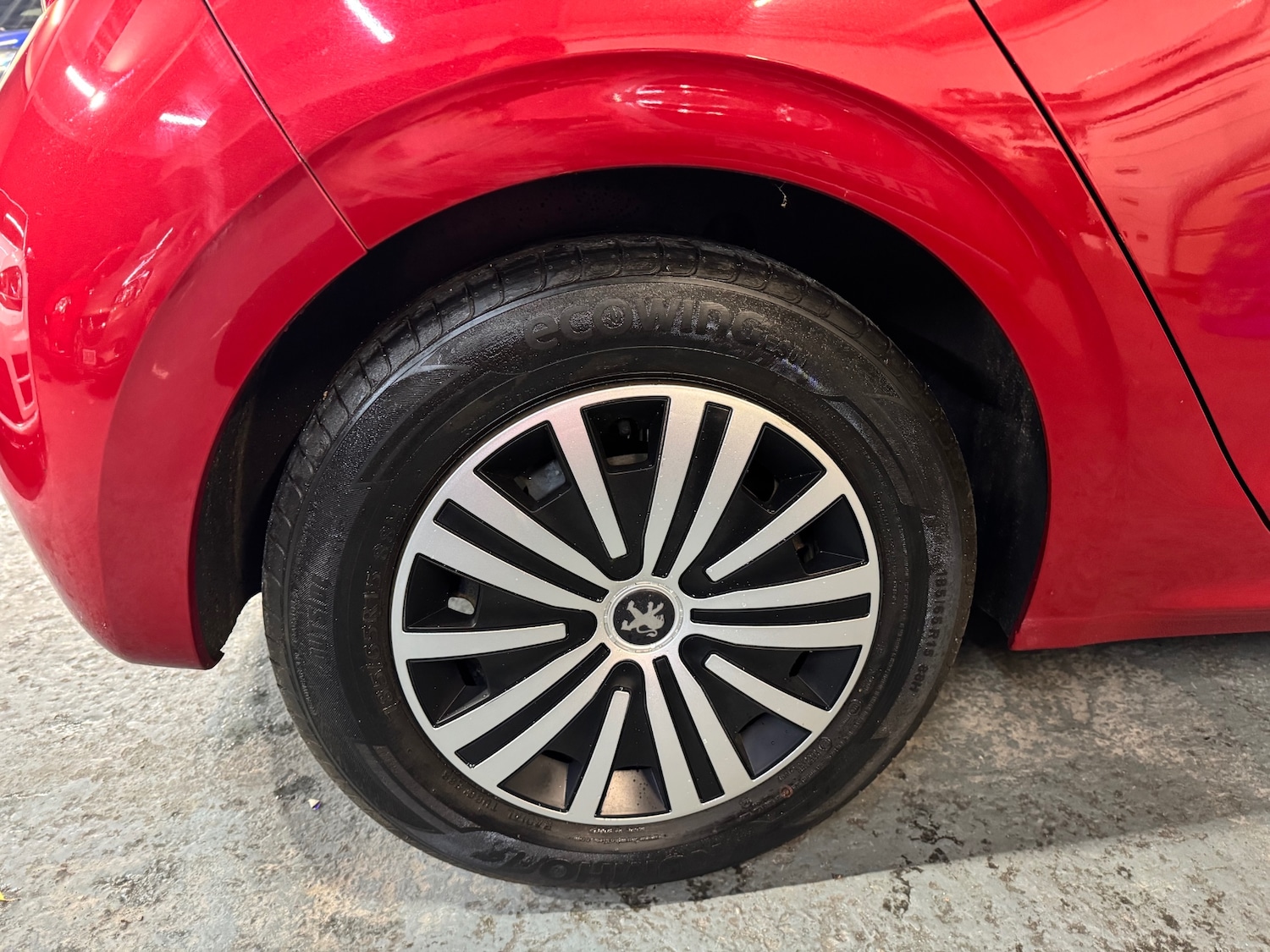 Used Peugeot 208 2014 for sale - 76427863: Photo 39