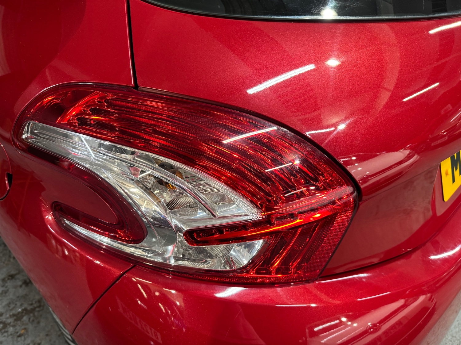 Used Peugeot 208 2014 for sale - 76427863: Photo 41