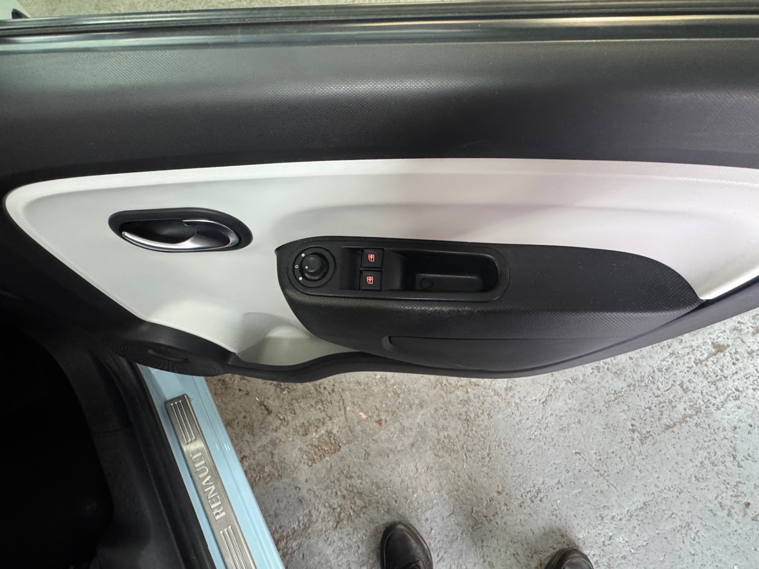 Used Renault Twingo 2015 for sale - 76450043: Photo 10