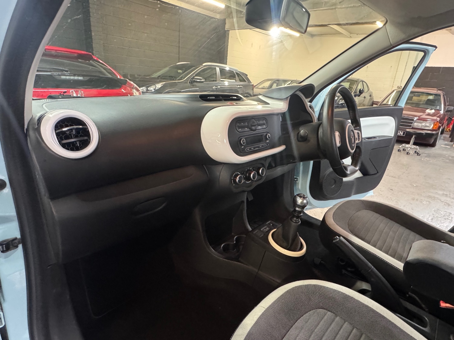 Used Renault Twingo 2015 for sale - 76450043: Photo 21