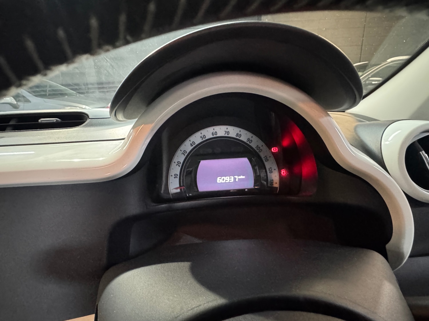 Used Renault Twingo 2015 for sale - 76450043: Photo 24