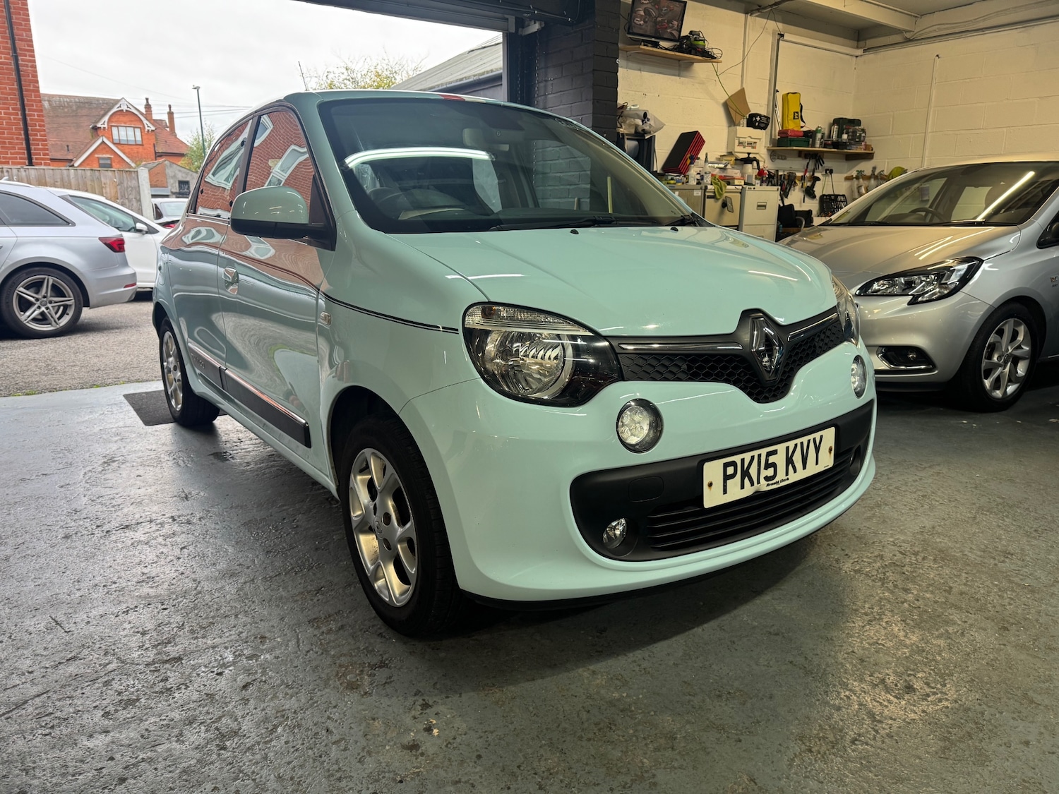 Used Renault Twingo 2015 for sale - 76450043: Photo 3