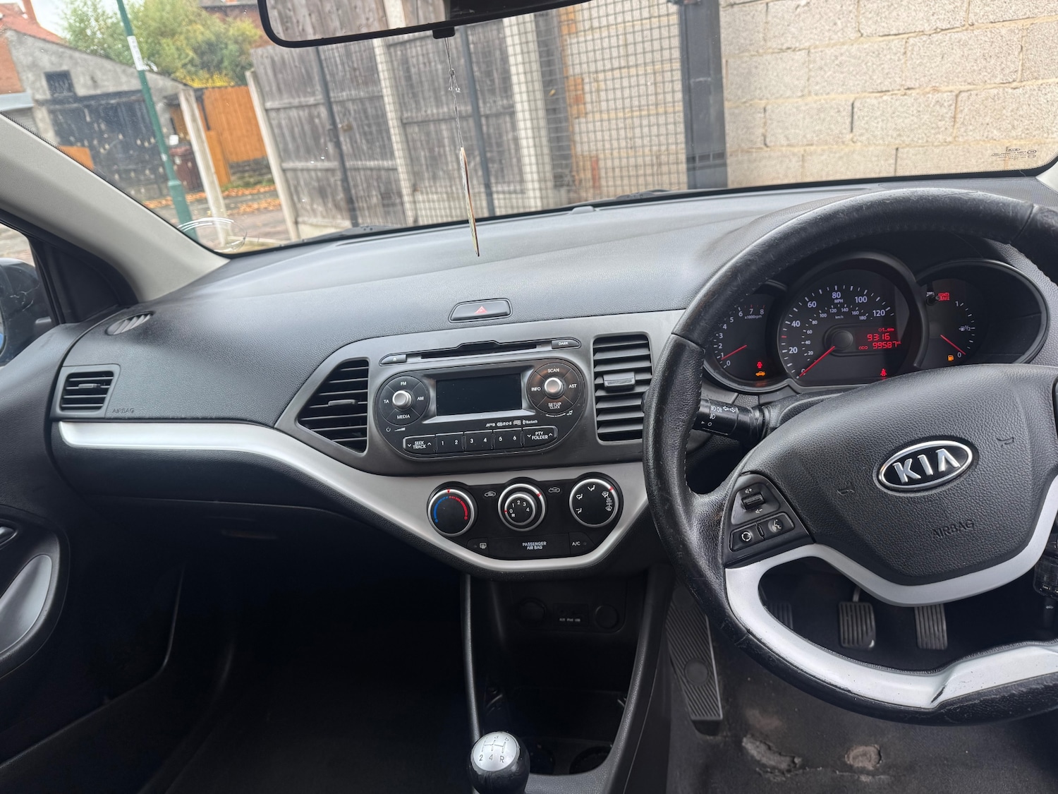 Used Kia Picanto 2011 for sale - 76554752: Photo 11