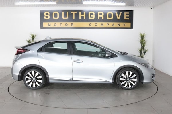 Used Honda Civic 2017 for sale - 76185060: Photo 9