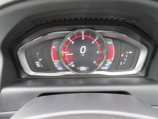 Used Volvo XC60 2015 for sale - 76291602: Photo 12